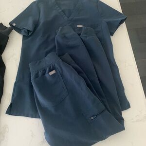 Figs xs. Zamora pants.